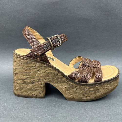 Riverstone Queens Platform Sandals Heels Chunky Y2K Vintage Shoes Brown Size 9 M