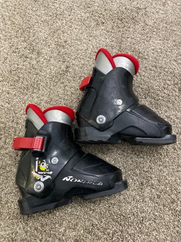 Nordica Super 0.1 Ski Boots 15.5 / Kids 8 / 201mm