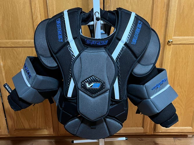 New Small Vaughn  Velocity V9 Goalie Chest Protector