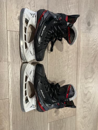 Bauer vapor 2x Junior skates 2D