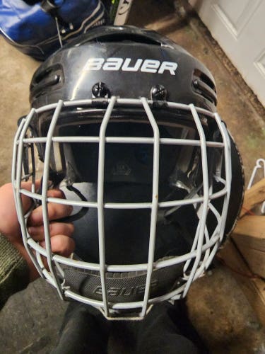 Used Medium Bauer True Vision II Helmet