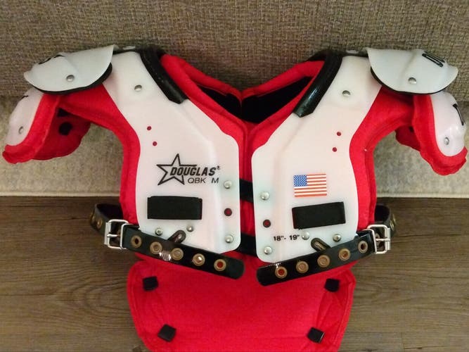Modified Adult Medium Douglas Shoulder Pads with Backplate