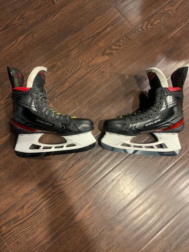 Used Bauer Size 8.5D Vapor 2X Hockey Skates