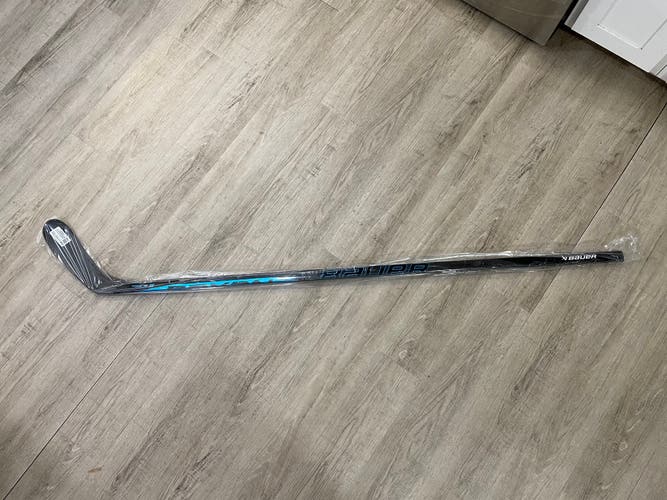 Bauer Nexus E5 Pro - RH 87 P28 *new in wrapper*