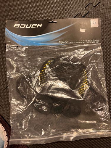 New Bauer Bauer Jr. Goalie Neck Protector