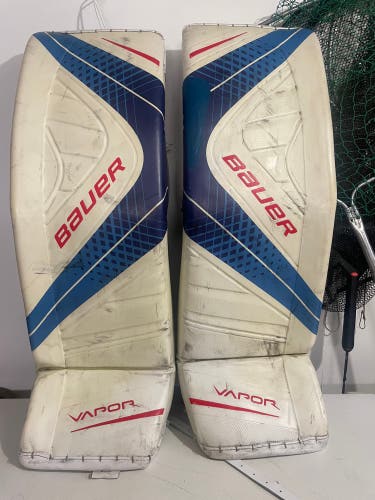 Large Bauer Vapor 1X Goalie Pads