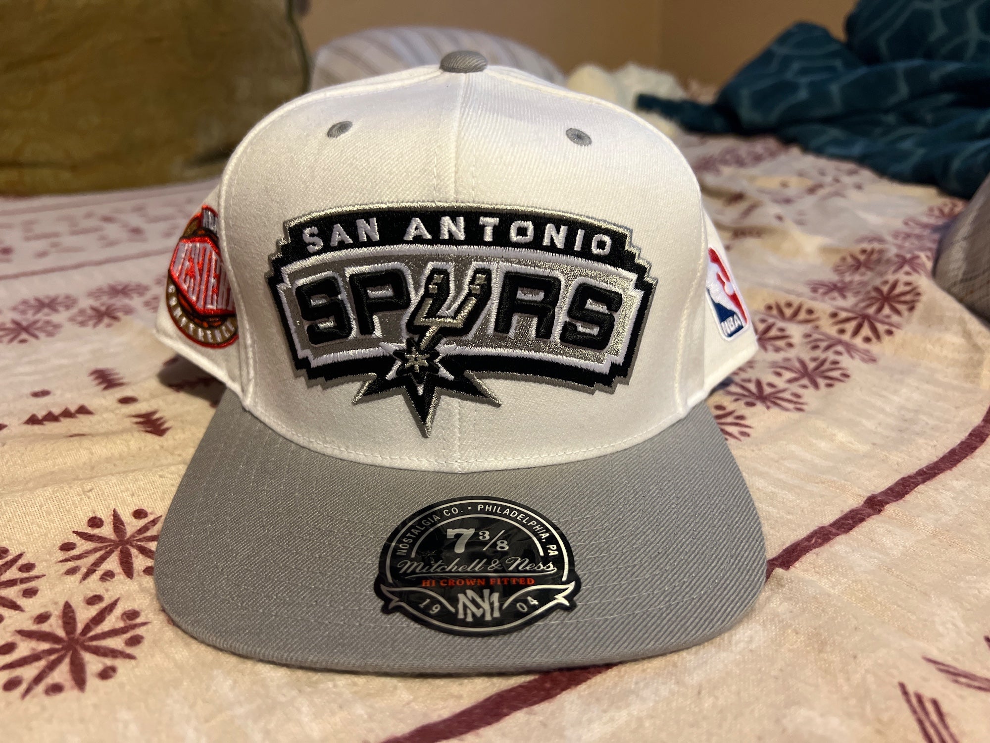 San Antonio Spurs Mitchell & Ness NBA Team Side fitted hat cap