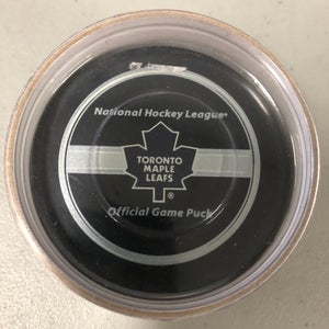 Toronto Maple Leafs official game puck