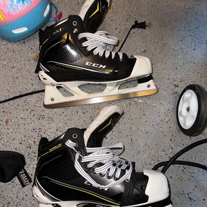 Used CCM Regular Width Size 9.5 AS1 Hockey Goalie Skates