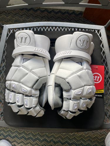 New Warrior 13" Nemesis Pro Goalie Gloves