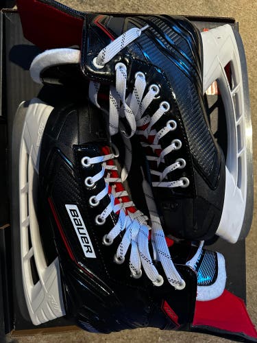 Used Bauer Regular Width Size 8 Nsx Hockey Skates