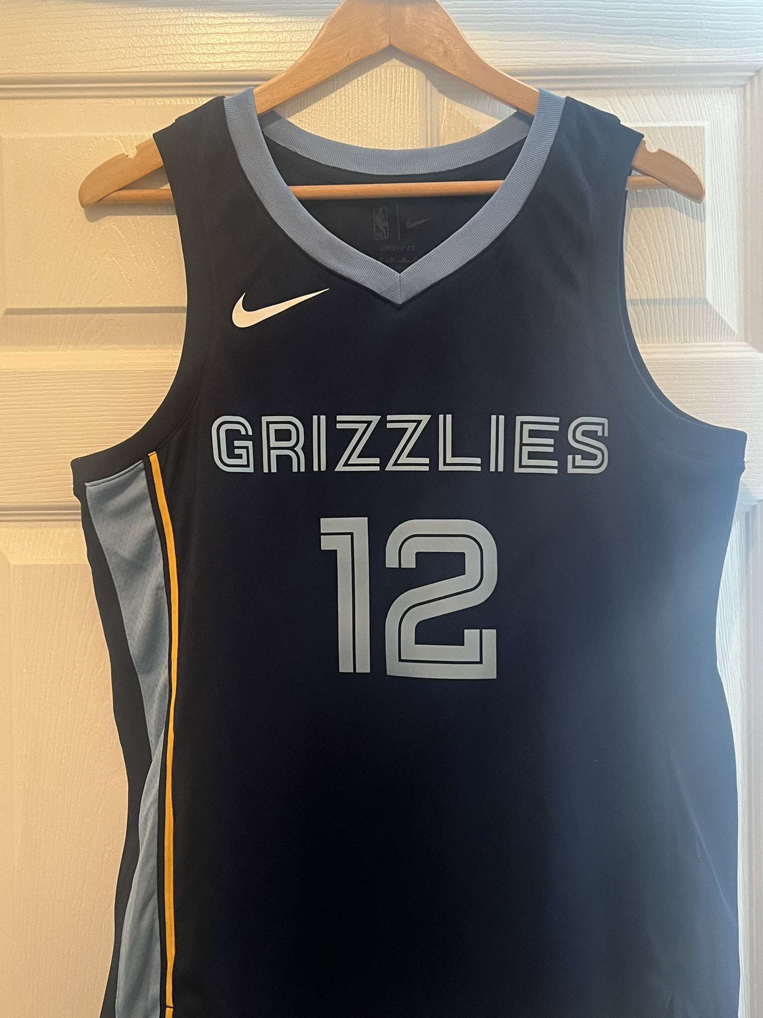 Memphis Grizzlies Association Edition 2022/23 Nike Dri-Fit NBA Swingman Jersey - White, XS (36)