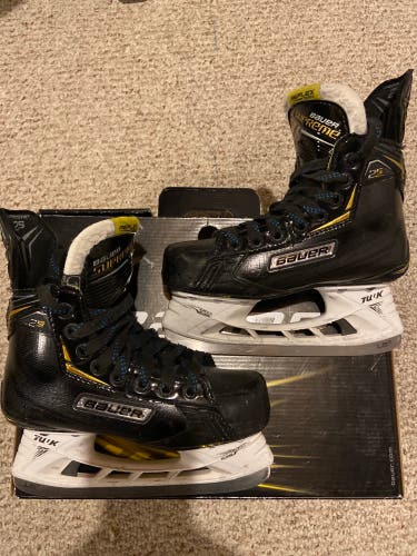 Junior Used Bauer Supreme 2S Hockey Skates Extra Wide Width Size 1.5