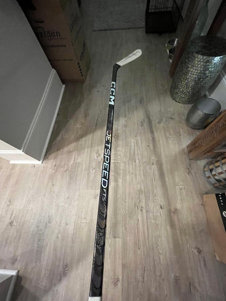 Junior Right Handed P90TM JetSpeed FT5 Pro Hockey Stick