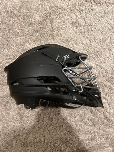 Player's Cascade R Helmet