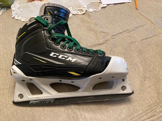 Senior Used CCM Tacks 9080 Hockey Goalie Skates Regular Width Size 8.5