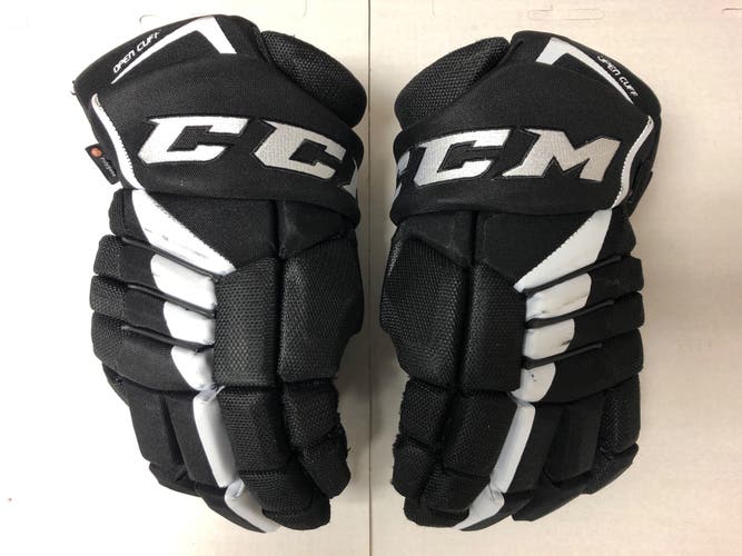 Senior CCM Jetspeed FT4 Hockey Gloves 14” Black/White sr