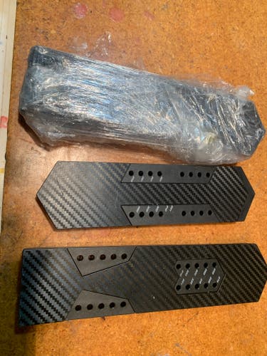 RACE PLATES NEW FISCHER BINDING RISER PLATE