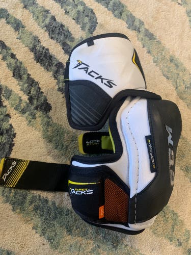 Used Large CCM  Super Tacks Elbow Pads