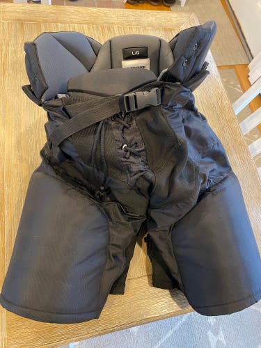 Pro Stock Bauer Nexus Hockey Pants - L