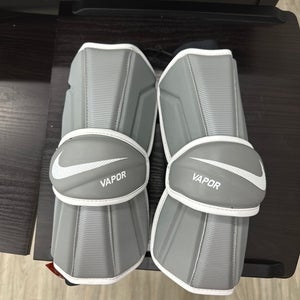 Nike Arm Guards Grey