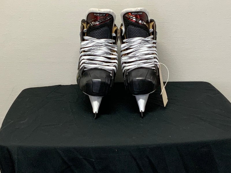 Senior New Bauer Vapor 2X Pro Goalie Skates Regular Width Size 9.5 a