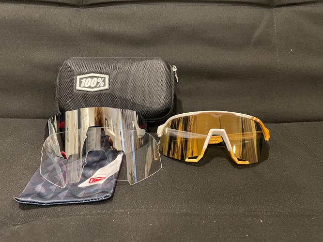 100% glasses white/gold