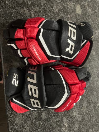 Slightly Used 14” Bauer Supreme 2S Hockey Gloves (Red Black)
