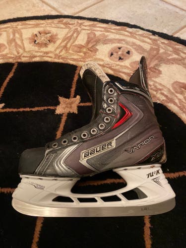 Used Bauer Regular Width Pro Stock Size 8 Vapor X90 Hockey Skates