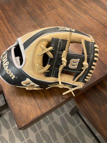 Right Hand Throw 11.5" A2K Baseball Glove