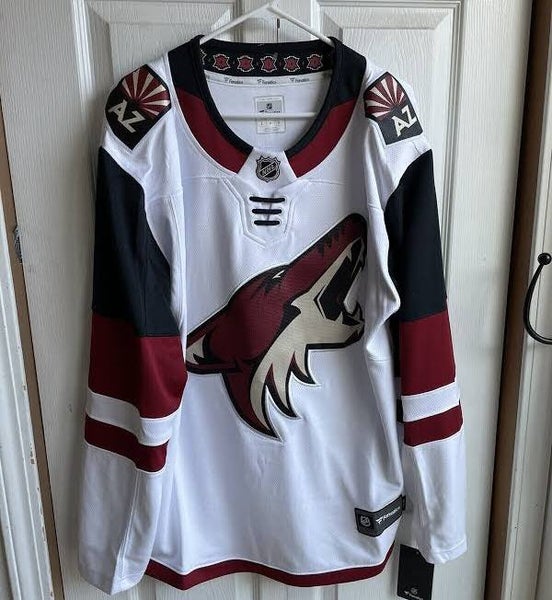 Fanatics NHL Arizona Coyotes Breakaway Away Jersey White Men's size Small