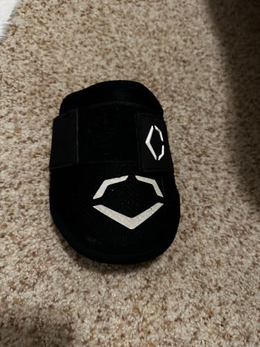 Evo shield elbow guard