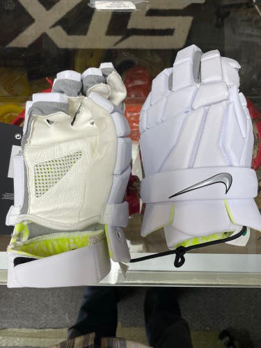 New Player's Nike 13" Vapor Pro Lacrosse Gloves