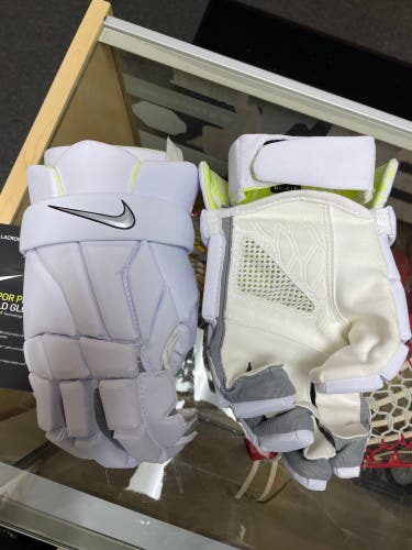 New Player's Nike 14" Vapor Pro Lacrosse Gloves