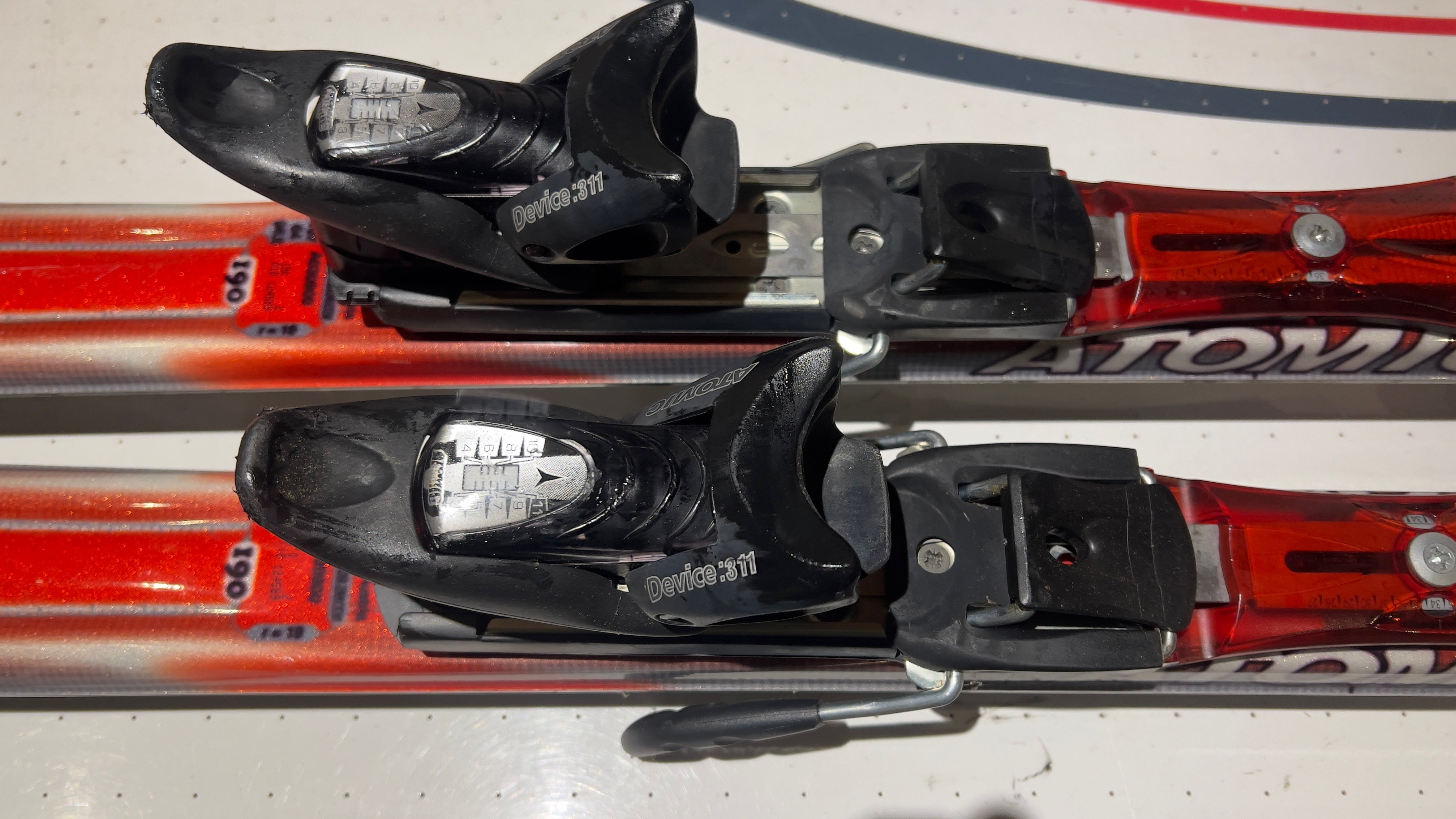 ATOMIC BETA CARVE 1 スキー ビィンディング付き ◇ スキー ATOMIC