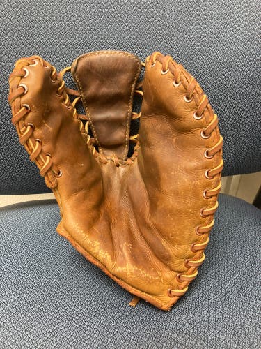 Vintage 1940s/50s MacGregor 1st base glove-11.5’ RHT