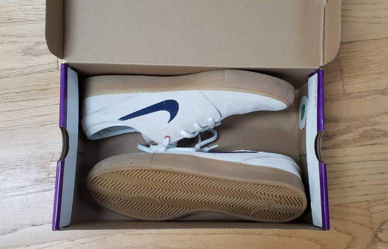 Nike SB Zoom Janoski RM skate shoes Size 10 (Women's 11.5)