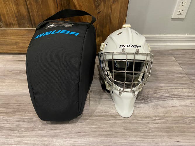 Brand New Bauer Profile 950 Goalie Mask Size Medium