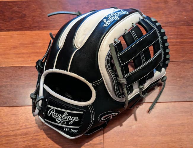Rawlings Heart of the Hide PRO314-6BW Game day model Baseball Infield Glove 11.5"