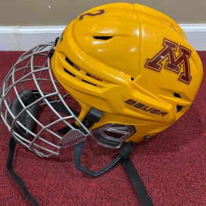 University Of Minnesota Small Bauer Re-Akt 75 Helmet Item#MINNH2