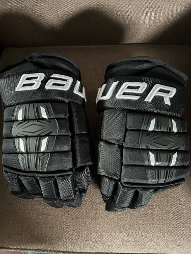 Bauer 14" Nexus Gloves
