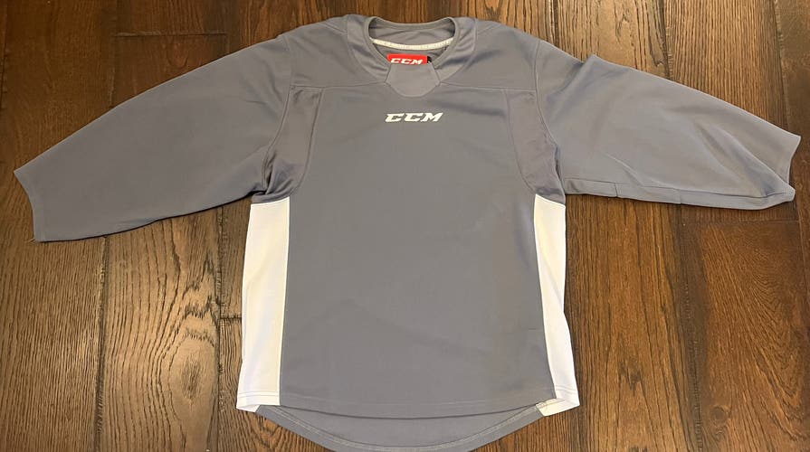 Gray Used Youth Large/Extra Large CCM Jersey