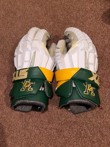 UVM lacrosse STX surgeon lacrosse gloves 13”