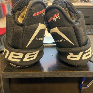 Used Bauer 8"  Lil Rookie Gloves