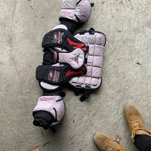 Used Small/Medium Mckenney Pro Spec 470 Goalie Chest Protector