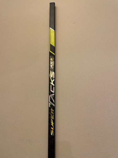 *Like New* Right Handed P29 Super Tacks AS3 Pro Hockey Stick