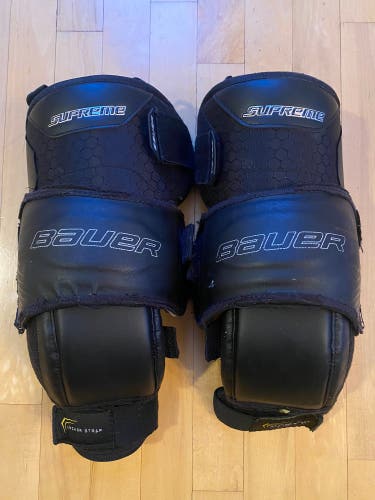 Bauer JR Goalie knee pads