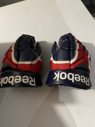 Used Reebok 14"  7K Gloves russian spec red white blue