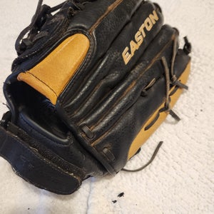 Easton Left Hand Throw Black Magic BX1300B Baseball/Softball Glove 13" Game Ready