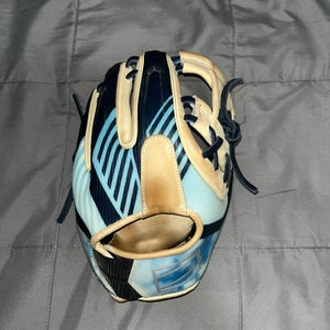 Infield 11.5" REV1X Baseball Glove “Clouds”